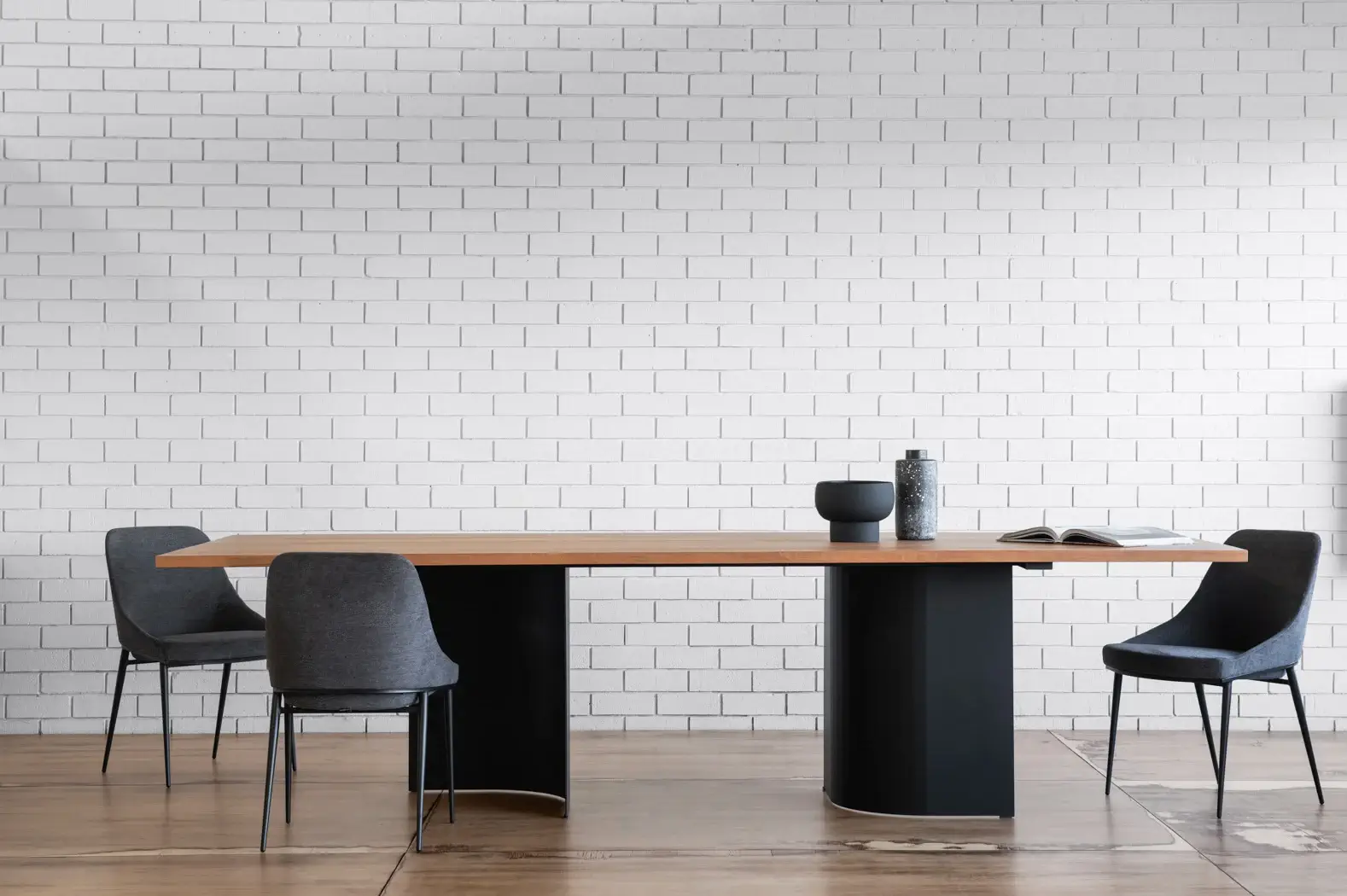 Lefroy Dining Table Round