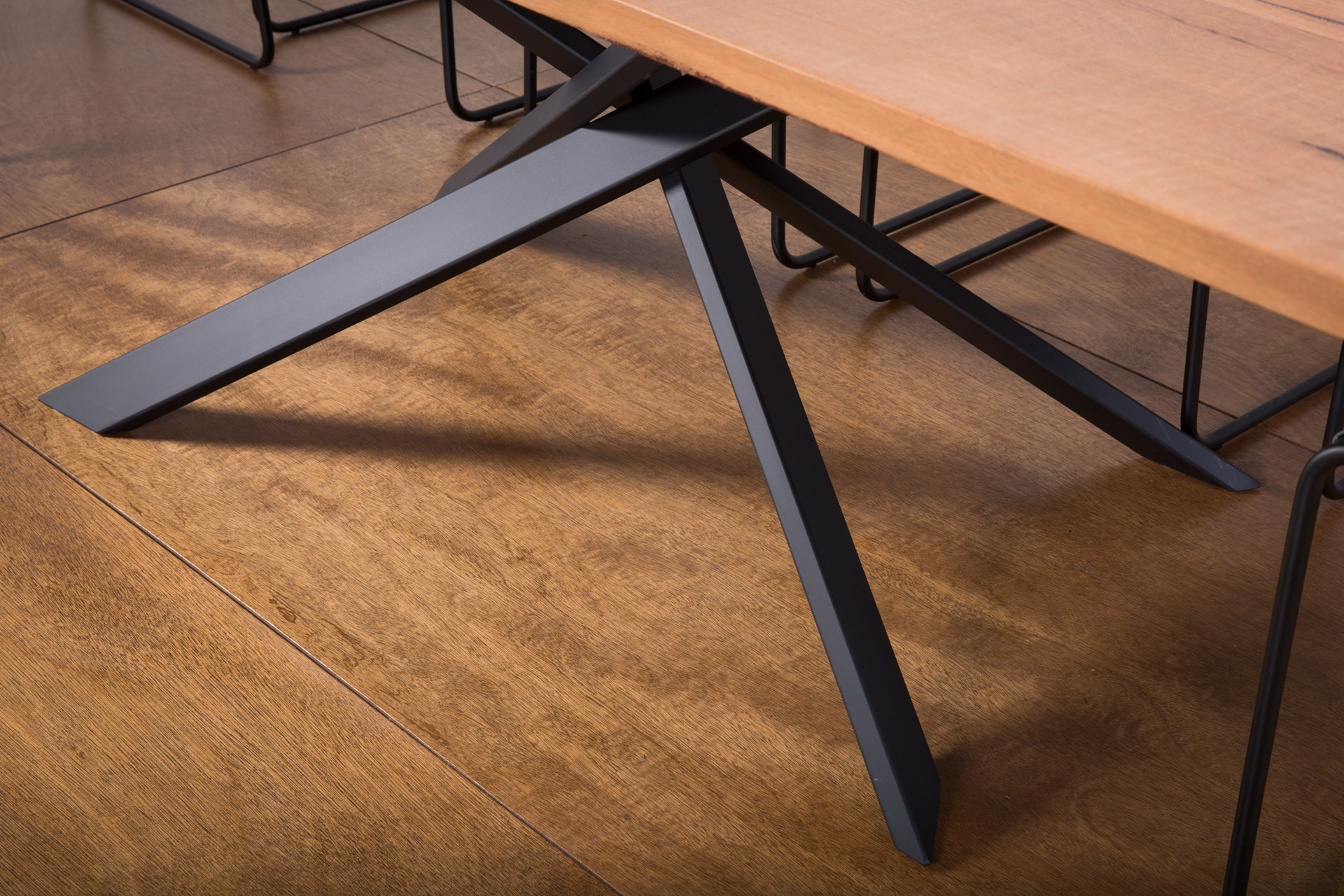 Lecco Dining Table