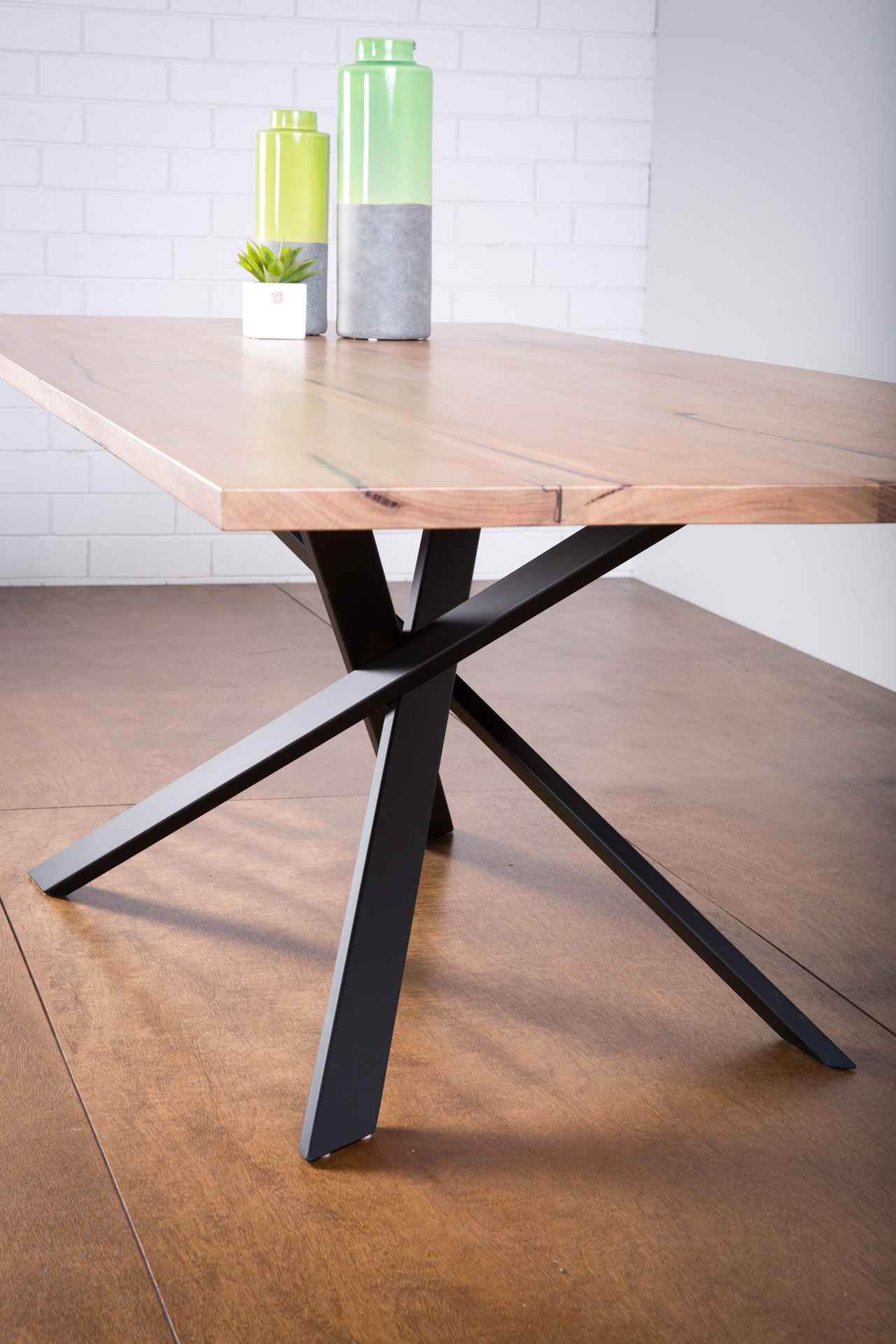 Lecco Dining Table