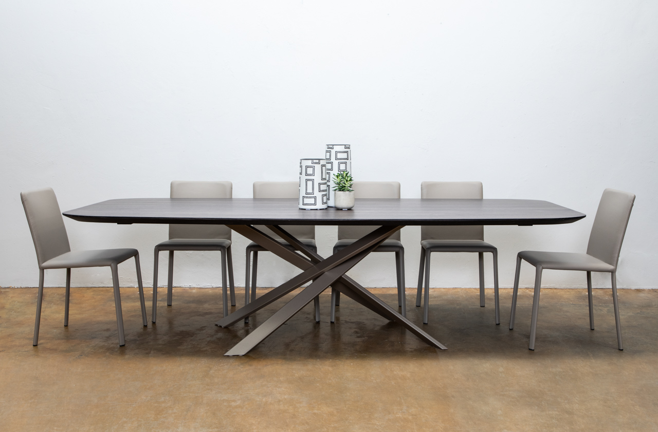 Lecco Dining Table