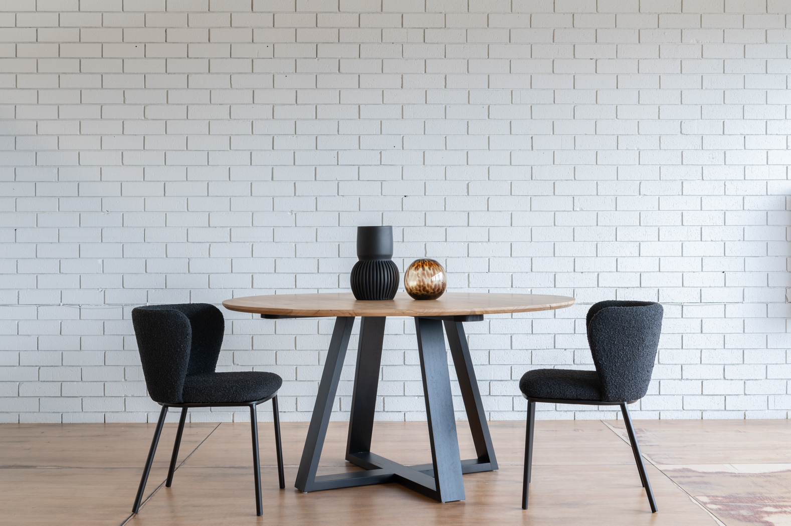 Subi Round Dining Table