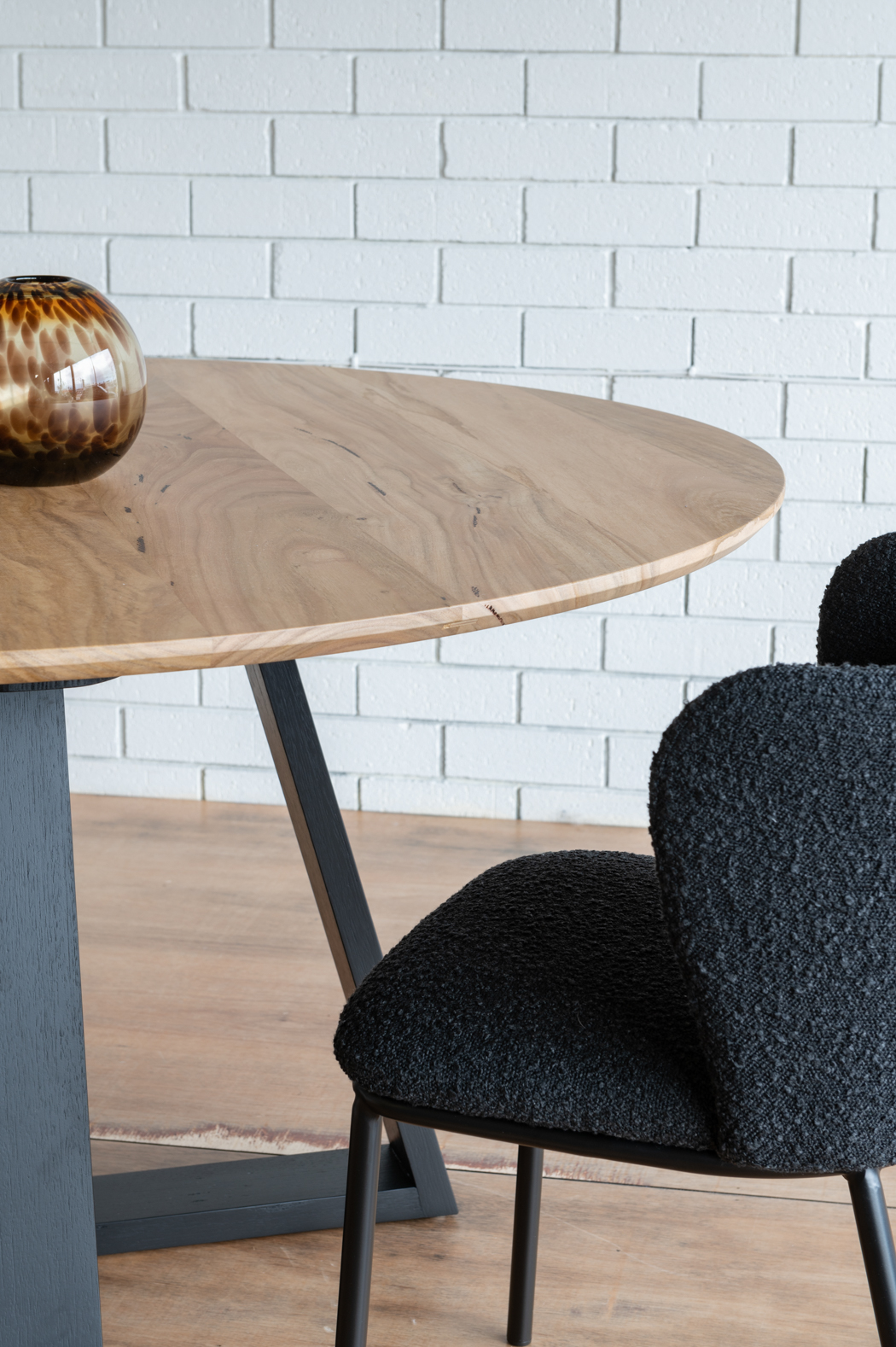 Subi Round Dining Table