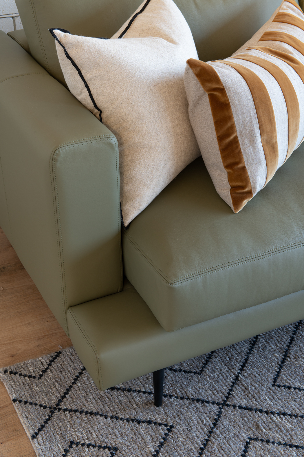 Melbourne Sofa