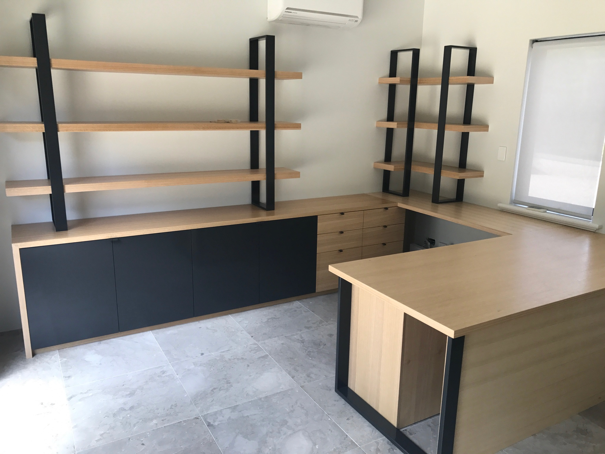 Custom Desk Churchlands