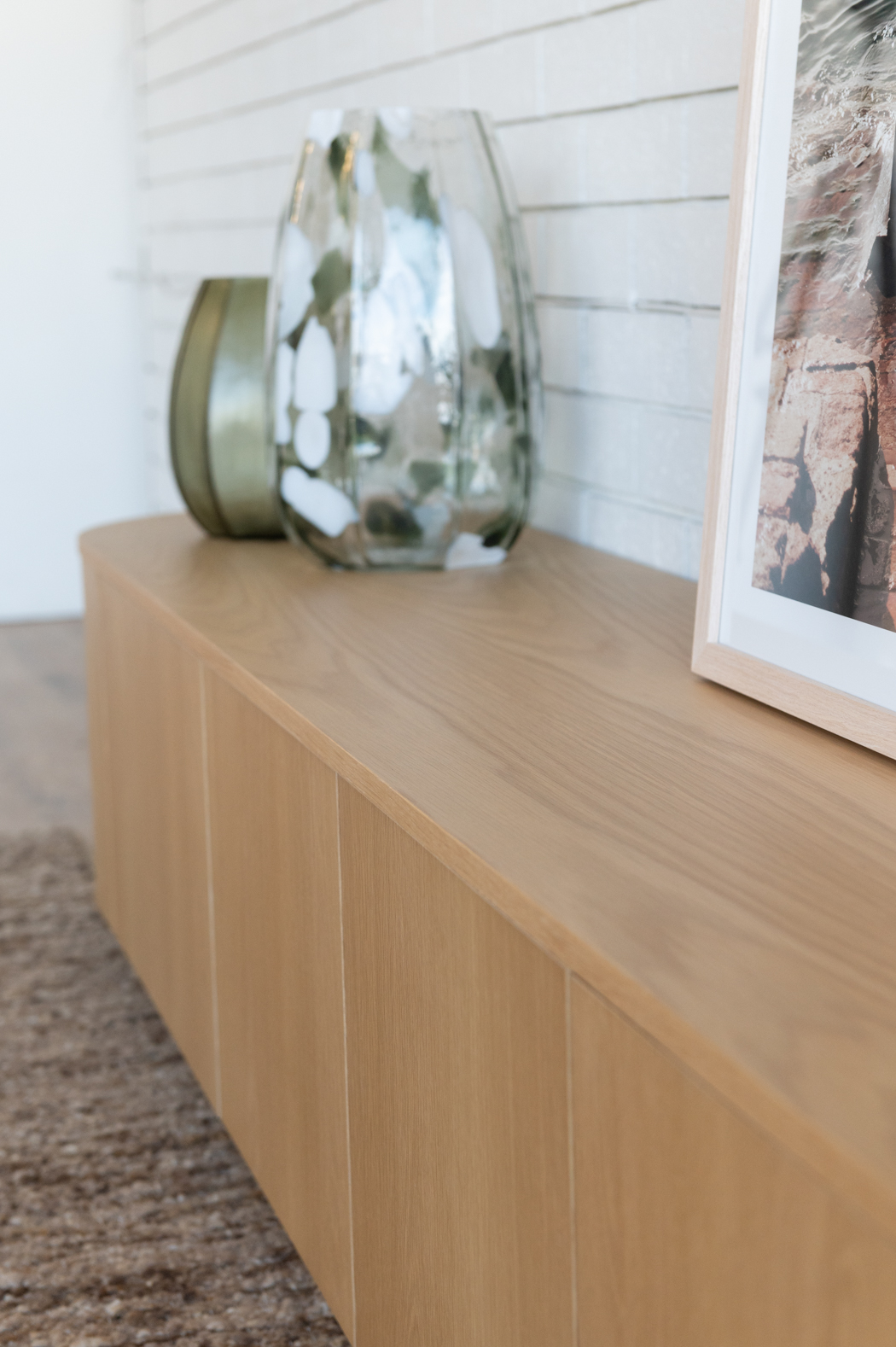 Hague Lowline TV unit