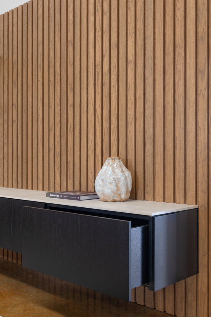 Linear Wall Unit Linear Wall Unit